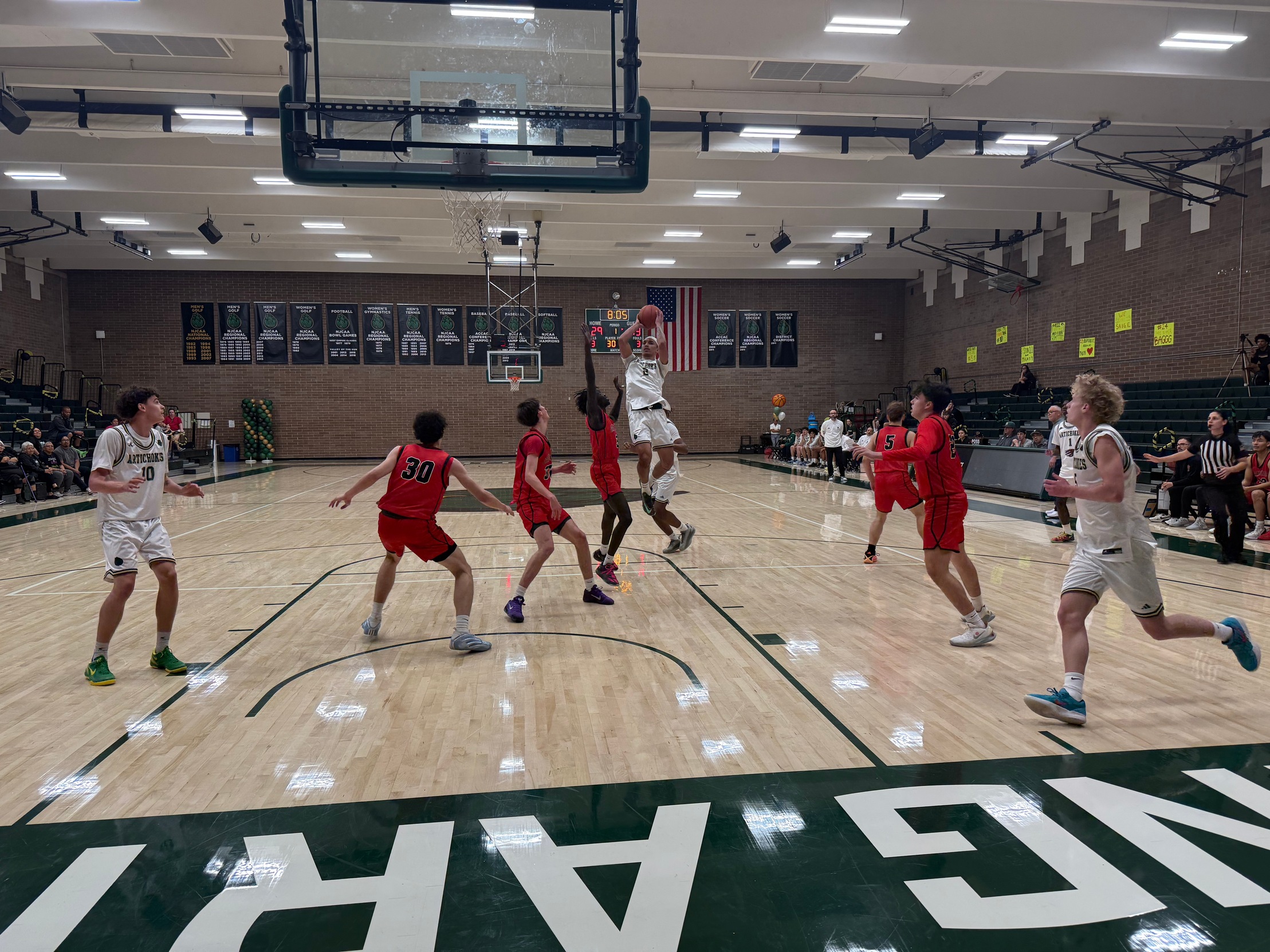 SCC outlasts GCC; Travels to South for Region playoffs