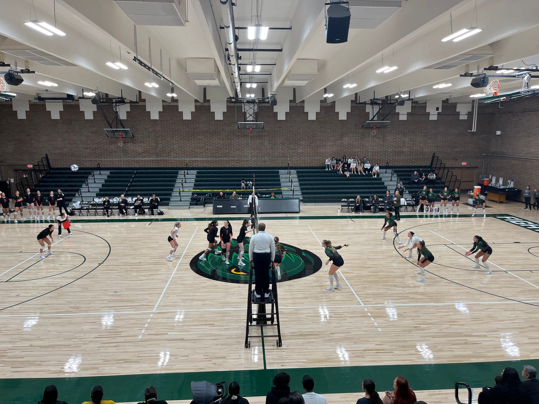 Scottsdale Opens Region Tourney with Sweep of Glendale